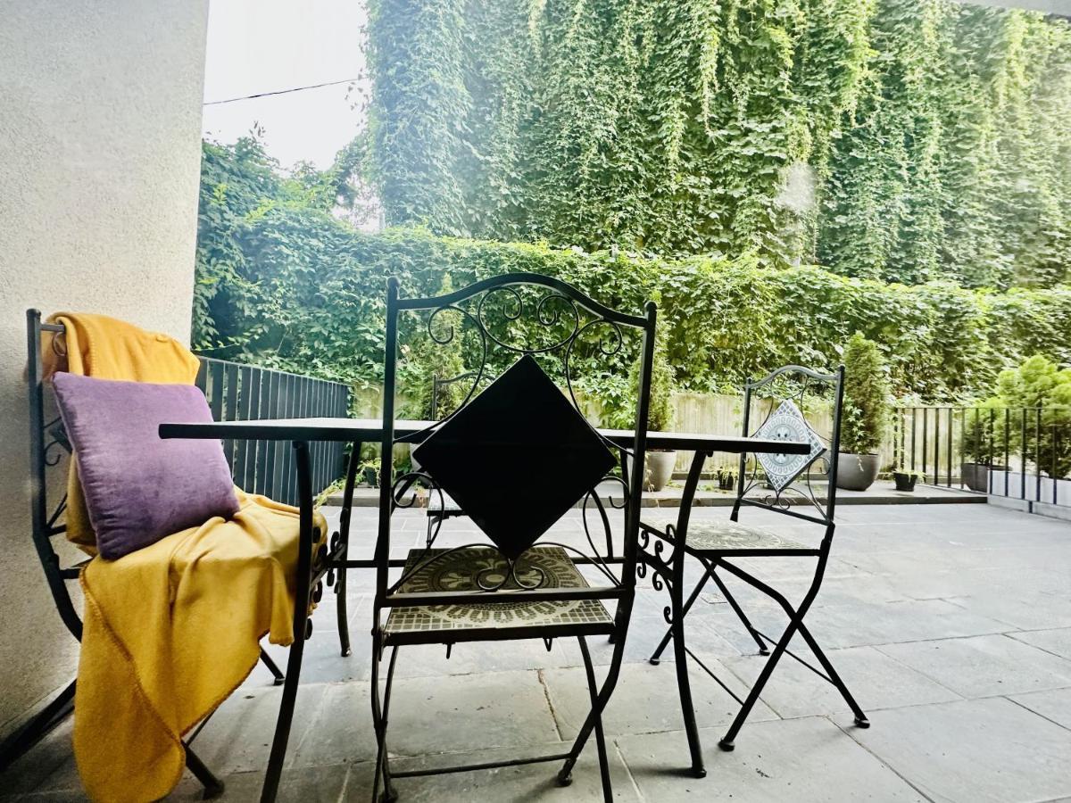Palfi Apartment With Garden & Parking Cluj-Napoca Eksteriør billede